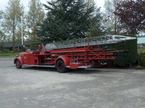 Image 13/14 of American LaFrance 700 Series Fire Truck (1946)