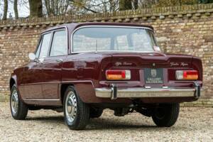 Imagen 2/50 de Alfa Romeo Giulia Nuova Super 1600 (1971)