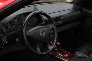 Immagine 9/21 di Mercedes-Benz SL 500 (2000)