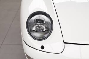 Afbeelding 27/50 van Porsche 911 Carrera (1994)
