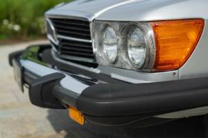 Image 12/50 de Mercedes-Benz 450 SL (1977)