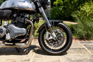 Bild 13/39 von Norton Dominator SS (2018)