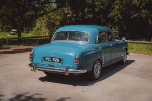 Image 39/50 of Mercedes-Benz 220 a (1956)