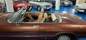 Bild 22/45 von Alfa Romeo 2000 Spider Veloce (1981)