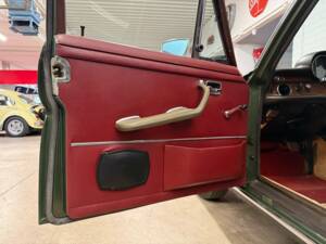 Bild 6/20 von Mercedes-Benz 280 SE 3,5 (1972)