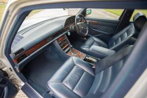 Bild 12/28 von Mercedes-Benz 500 SE (1988)