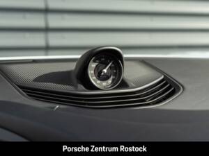 Obraz 8/31 pojazdu Porsche Taycan 4S Sport Turismo (2026)