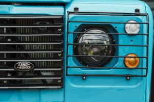 Bild 47/50 von Land Rover Defender 90 (1997)