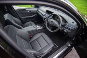 Bild 10/25 von Mercedes-Benz E 500 (2010)