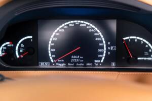 Image 31/40 of Mercedes-Benz CL 65 AMG (2008)