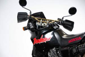 Image 9/38 de Honda NX 650 Dominator (1988)
