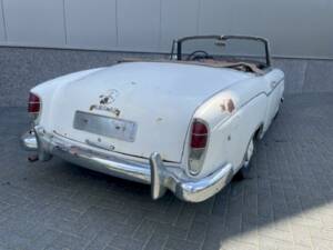 Afbeelding 10/36 van Mercedes-Benz 220 SE Cabriolet (1960)