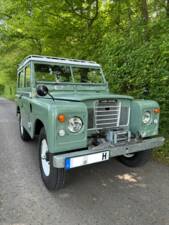 Image 2/20 of Land Rover 88 (1977)