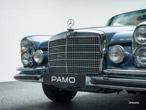 Bild 10/31 von Mercedes-Benz 280 SE 3,5 (1971)