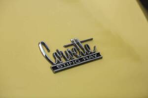 Bild 23/50 von Chevrolet Corvette Sting Ray Convertible (1966)