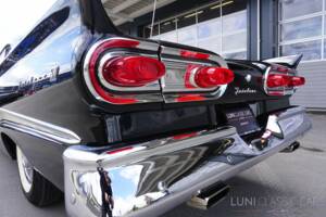 Image 25/77 of Ford Fairlane 500 Club Victoria (1958)