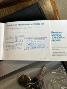 Bild 17/79 von Mercedes-Benz 200 CE (1993)