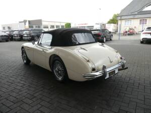 Immagine 6/28 di Austin-Healey 3000 Mk III (BJ8) (1966)