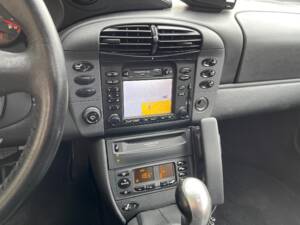 Bild 13/17 von Porsche 911 Carrera 4 (1999)