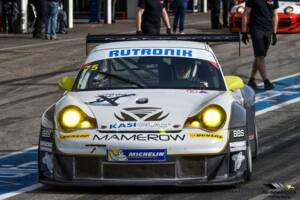 Image 33/39 de Porsche 911 GT3 RSR (2005)