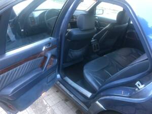 Afbeelding 5/23 van Mercedes-Benz 300 SE (1993)