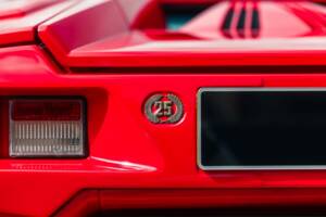 Bild 31/32 von Lamborghini Countach 25 Anniversary (1990)