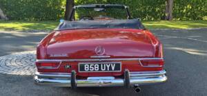 Image 37/44 of Mercedes-Benz 220 SE b (1962)