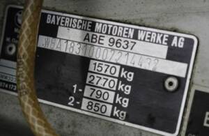 Immagine 7/43 di BMW 323i (1980)