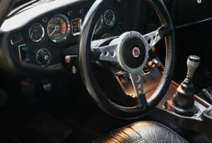 Bild 16/34 von MG MGB GT (1966)