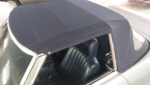 Immagine 15/22 di Mercedes-Benz 500 SL (1985)