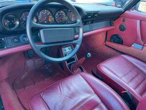Immagine 11/20 di Porsche 911 Carrera 3.2 (1988)