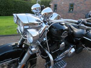Image 7/43 of Harley-Davidson FLHR Road King (2009)