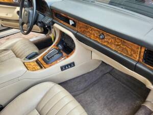 Imagen 2/8 de Jaguar Sovereign 3.6 (1988)