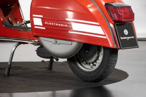 Image 20/50 of Piaggio Vespa 200 Rally (1976)