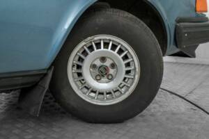 Image 43/50 de Volvo 240 Turbo (1983)