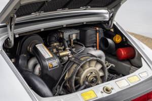 Image 94/132 of Porsche 911 Speedster 3.2 (1989)