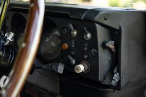 Bild 10/50 von Land Rover 88 (1980)