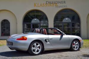 Immagine 6/30 di Porsche Boxster S (2000)