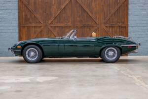 Image 5/34 de Jaguar Type E V12 (1972)