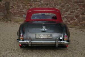 Image 6/50 of Mercedes-Benz 190 SL (1959)