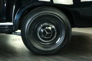 Bild 49/49 von Mercedes-Benz 180 D (1956)