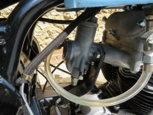 Image 25/45 of BSA A 10 Rocket Gold Star (1963)