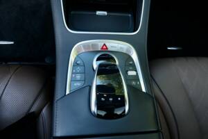 Afbeelding 50/50 van Mercedes-Benz Maybach S 500 (2015)