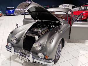 Bild 17/79 von Jaguar XK 150 FHC (1958)