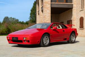 Obraz 2/50 pojazdu Lotus Esprit SE (1993)