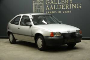 Afbeelding 28/50 van Opel Kadett 2,0i GSi (1988)