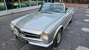 Image 1/26 de Mercedes-Benz 280 SL (1970)