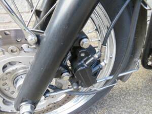 Image 31/39 of Triumph Bonneville T100 (2005)