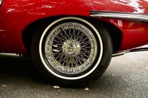 Image 42/50 of Jaguar E-Type (1969)