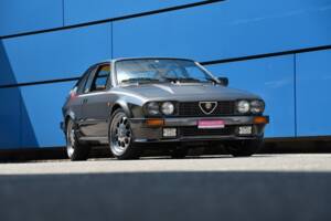 Image 1/19 of Alfa Romeo GTV 6 2.5 (1986)